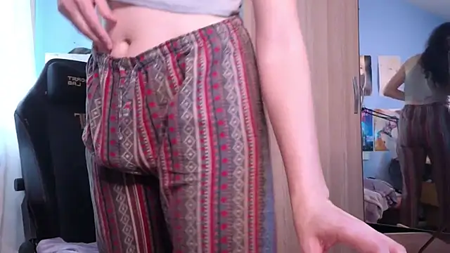 MemiKouki online show from September 14, 5:01 pm