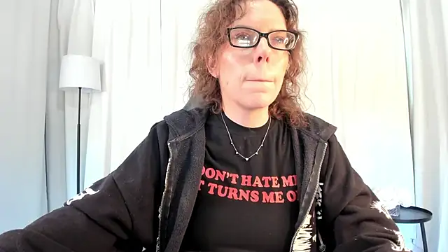 SaraDesirexo online show from March 31, 12:16 pm