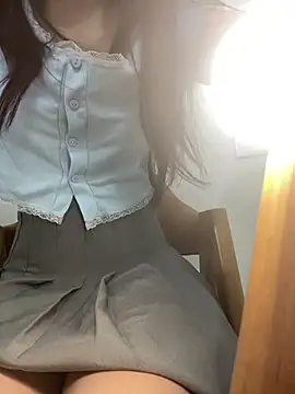 Snapshot of Lami_Mi chatting on March 14, 6:08 am Lami Mi online show from March 14, 6:08 am