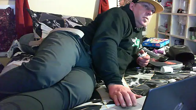 Mic Oxinner online show from November 3, 10:49 am