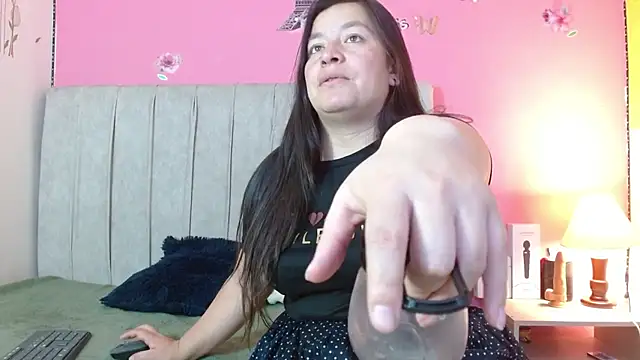 monickhot303av online show from October 11, 3:39 am