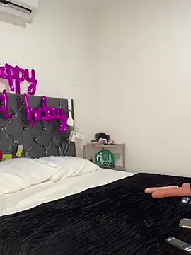 Snapshot of Abusive_cousin chatting on February 2, 5:10 am Abusive cousin online show from February 2, 5:10 am