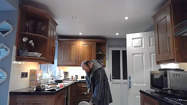 Chubbydan online show from December 1, 1:38 pm