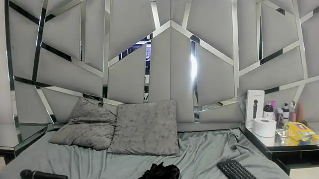 Catherinee69 x online show from January 9, 10:52 am