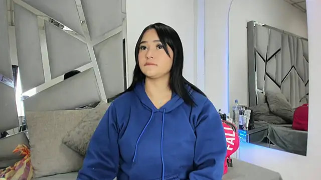 Catherinee69 x online show from October 10, 3:27 am