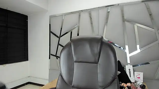 Catherinee69 x online show from June 4, 3:56 am