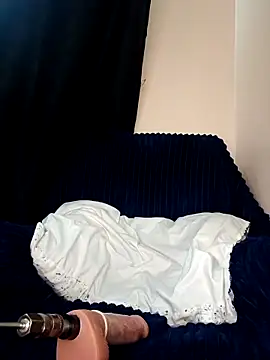 Snapshot of Realdeal42d chatting on February 16, 4:36 pm Realdeal42d online show from February 16, 4:36 pm