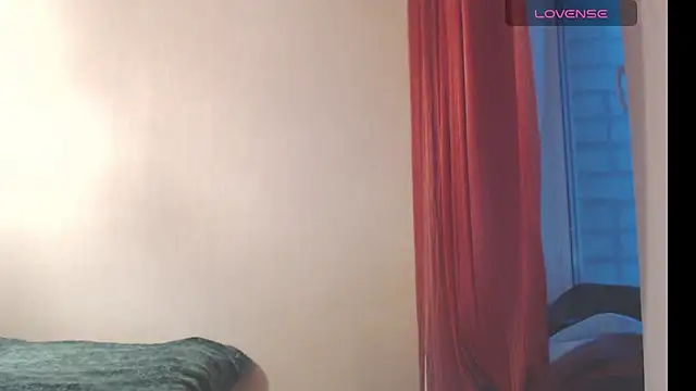 Snapshot of 8846f chatting on December 17, 1:27 pm 8846f online show from December 17, 1:27 pm