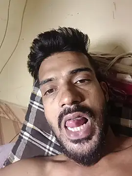 Snapshot of saggy1218 chatting on February 18, 12:06 am saggy1218 online show from February 18, 12:06 am