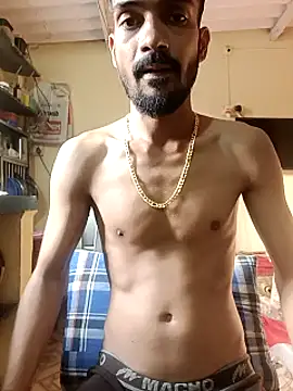 Snapshot of saggy1218 chatting on February 21, 11:33 am saggy1218 online show from February 21, 11:33 am