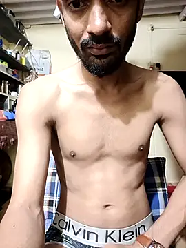 Snapshot of saggy1218 chatting on February 23, 7:55 pm saggy1218 online show from February 23, 7:55 pm