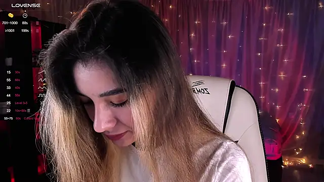 Snapshot of DarlaLike chatting on January 11, 4:48 am DarlaLike online show from January 11, 4:48 am