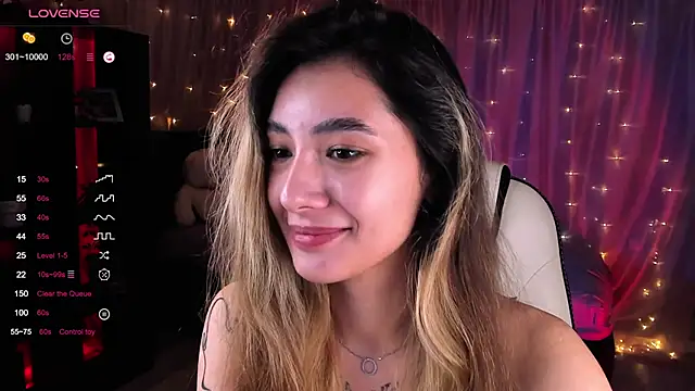 Snapshot of DarlaLike chatting on January 11, 7:49 am DarlaLike online show from January 11, 7:49 am