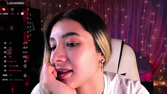 Snapshot of DarlaLike chatting on January 12, 7:53 am DarlaLike online show from January 12, 7:53 am