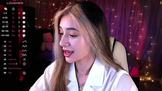 Snapshot of DarlaLike chatting on January 16, 5:00 am DarlaLike online show from January 16, 5:00 am