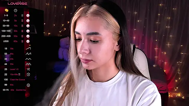 Snapshot of DarlaLike chatting on January 19, 7:57 am DarlaLike online show from January 19, 7:57 am