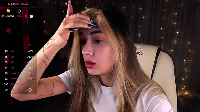 Snapshot of DarlaLike chatting on January 24, 4:48 am DarlaLike online show from January 24, 4:48 am