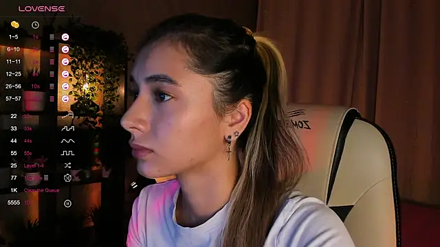 Snapshot of DarlaLike chatting on September 9, 4:01 am DarlaLike online show from September 9, 4:01 am