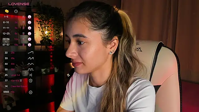 Snapshot of DarlaLike chatting on September 14, 4:11 am DarlaLike online show from September 14, 4:11 am