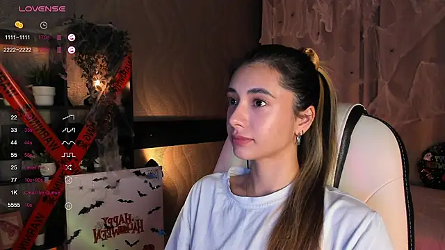 Snapshot of DarlaLike chatting on November 3, 3:41 am DarlaLike online show from November 3, 3:41 am