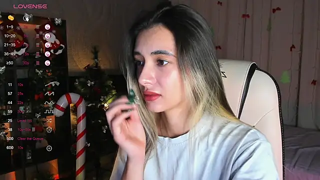 Snapshot of DarlaLike chatting on December 20, 3:46 am DarlaLike online show from December 20, 3:46 am