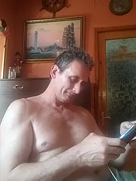 Snapshot of Viause_Kentauelle chatting on May 24, 9:47 am Viause Kentauelle online show from May 24, 9:47 am