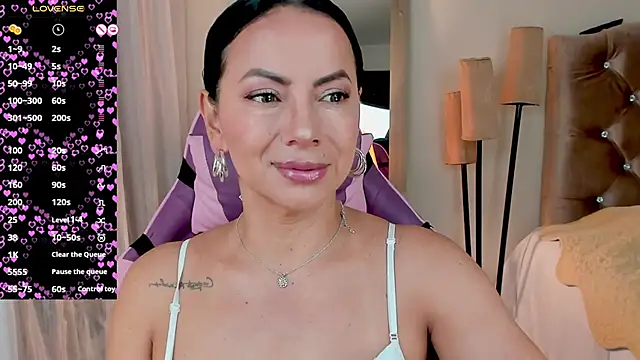 veronika naughty online show from September 30, 2:11 pm