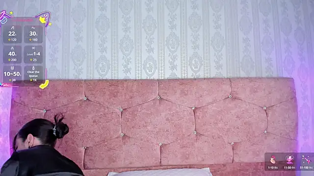 lunar leen online show from September 11, 4:40 pm