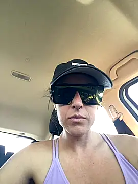 Snapshot of mrs__unknown chatting on October 21, 7:36 pm mrs unknown online show from October 21, 7:36 pm