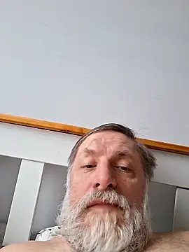 Outdoorsexlover online show from February 19, 8:43 am