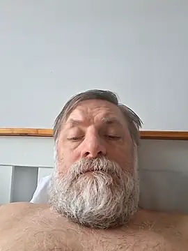 Outdoorsexlover online show from February 23, 8:01 am