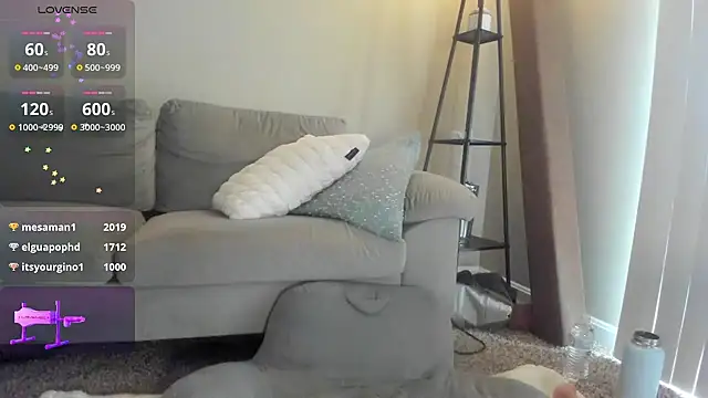 peachymexo online show from December 18, 5:52 pm