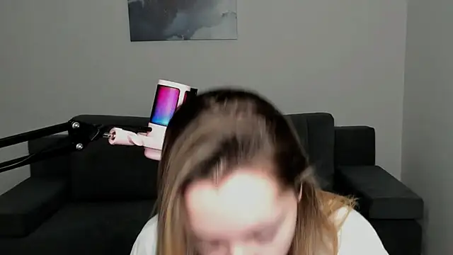 MiaThaine online show from January 31, 12:28 am