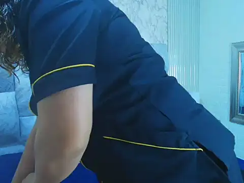 charlotte  G online show from September 18, 11:34 am