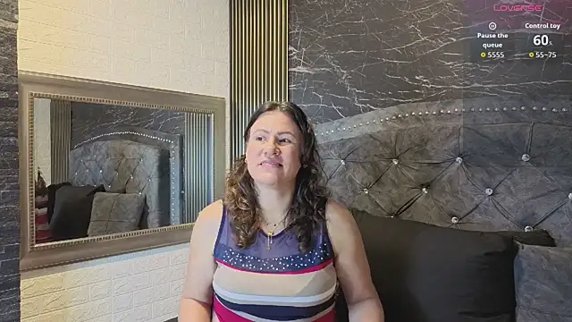 charlotte  G online show from March 30, 11:00 am