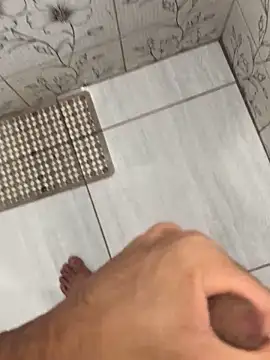 Snapshot of vintin21cm chatting on September 11, 1:00 pm vintin21cm online show from September 11, 1:00 pm