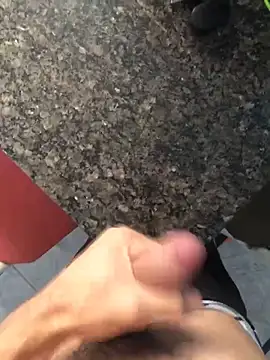 Snapshot of vintin21cm chatting on September 14, 5:34 pm vintin21cm online show from September 14, 5:34 pm