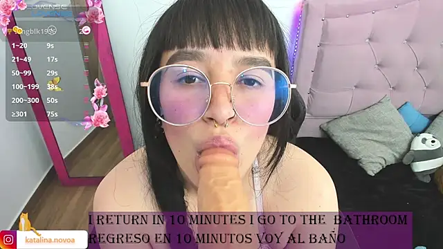 Katalina novoa online show from March 3, 5:53 am