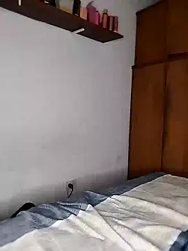 Marye sony online show from December 6, 4:25 am