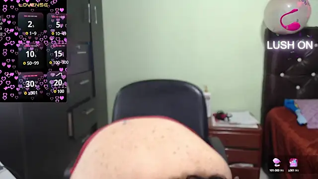 hairyglad69 online show from March 1, 2:02 pm