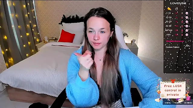 Snapshot of SherillBrill chatting on December 21, 10:39 am SherillBrill online show from December 21, 10:39 am
