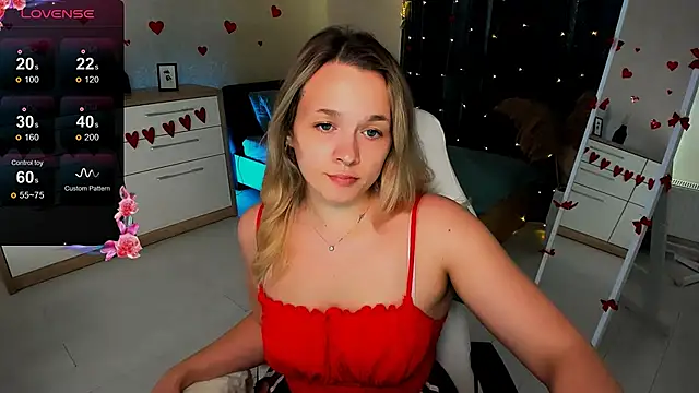 Snapshot of SherillBrill chatting on February 16, 2:32 pm SherillBrill online show from February 16, 2:32 pm