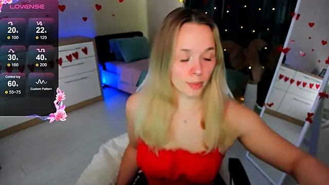 Snapshot of SherillBrill chatting on February 19, 2:34 pm SherillBrill online show from February 19, 2:34 pm