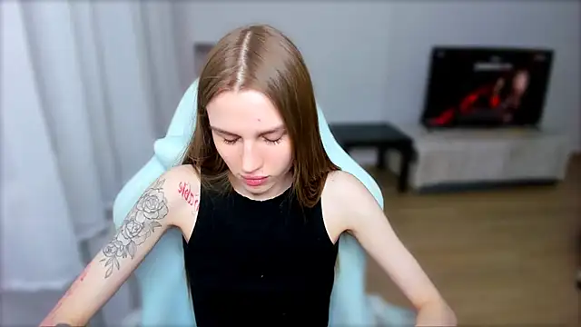 StellaLawless online show from February 18, 6:58 pm