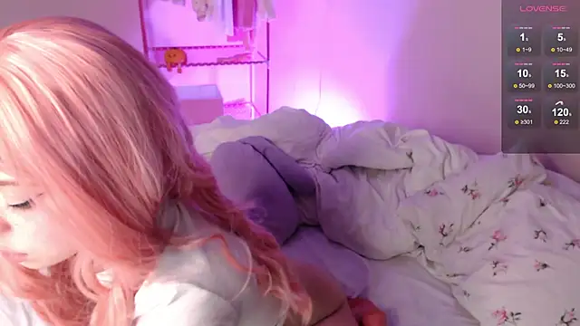 KatieMelone online show from October 28, 12:03 am