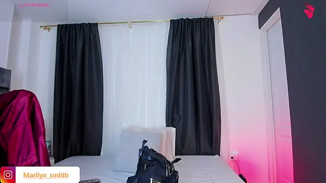 MarilynSmIith online show from September 12, 11:43 am