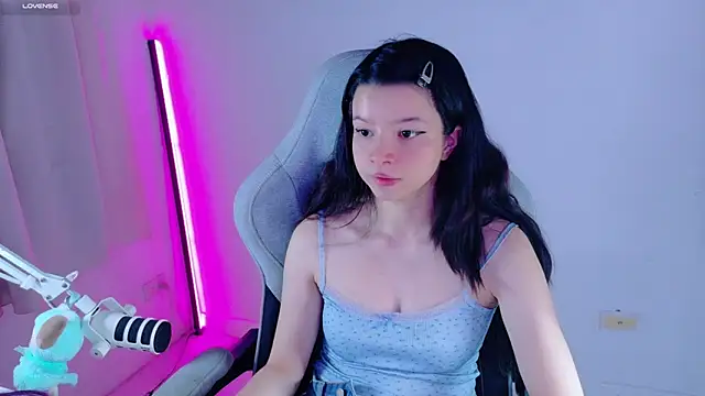 stephybrown online show from March 18, 11:19 pm