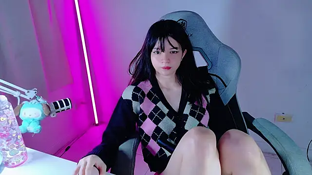 stephybrown online show from April 21, 1:18 am