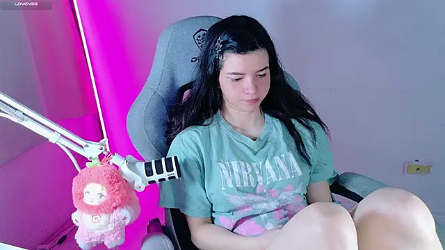 stephybrown online show from June 6, 7:07 pm
