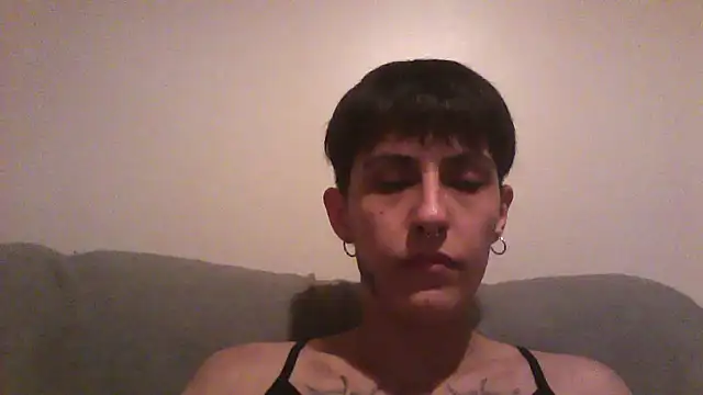 Snapshot of nickfxx chatting on March 7, 2:41 am nickfxx online show from March 7, 2:41 am